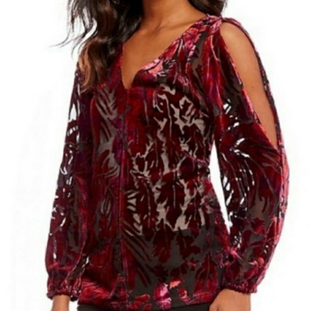 NWT Mika Mindel Keely Living Lush Velvet Blouse stunning and sexy holiday blouse